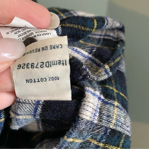 LL Bean Relaxed Fit Cotton Plaid Button Up Shirt - Picture 5 of 5